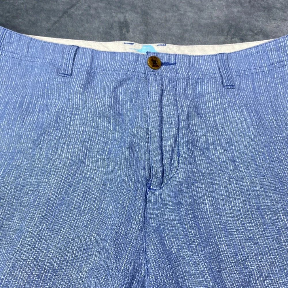 Tommy Bahama Relax Mens 35 Striped Shorts 100% Linen Blue White Ticking Stripe